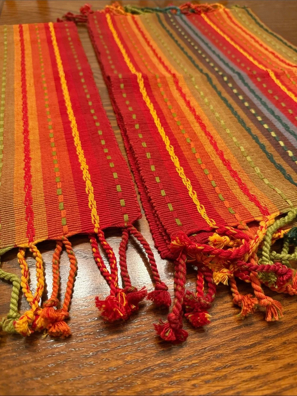 Pier 1 Vibrant Red Orange Striped Woven 6ft. Runner and 4 Placemats